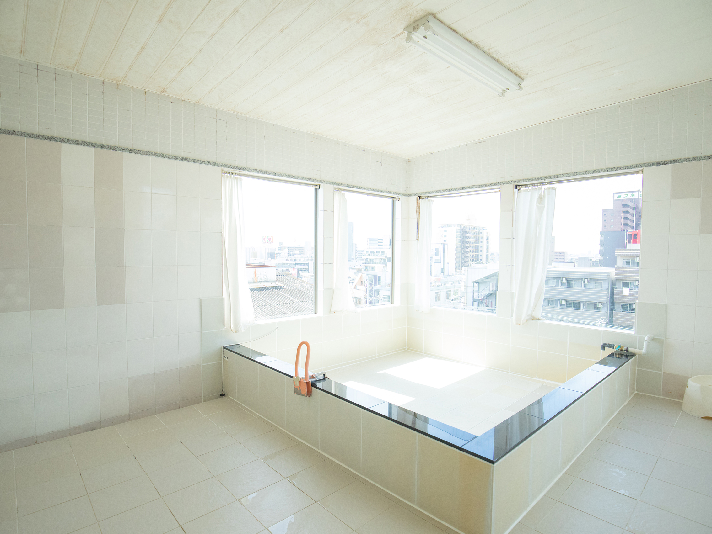 アパートセリーナ　展望風呂（大浴場）